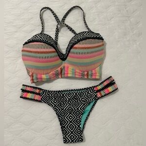 Shade & shore bikini top (38 D) & bottom (M) Aqua pink black